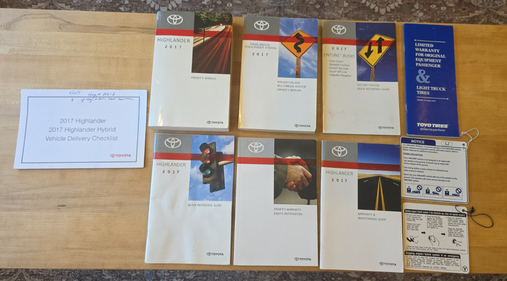 2017 Toyota Highlander Hybrid OEM Owner Manual Set Navigation Warranty Guides